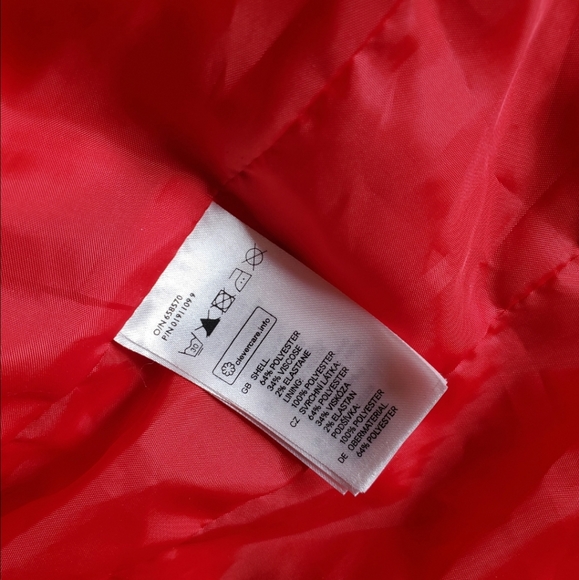 H&M Divided Red Blazer - Picture 6 of 6